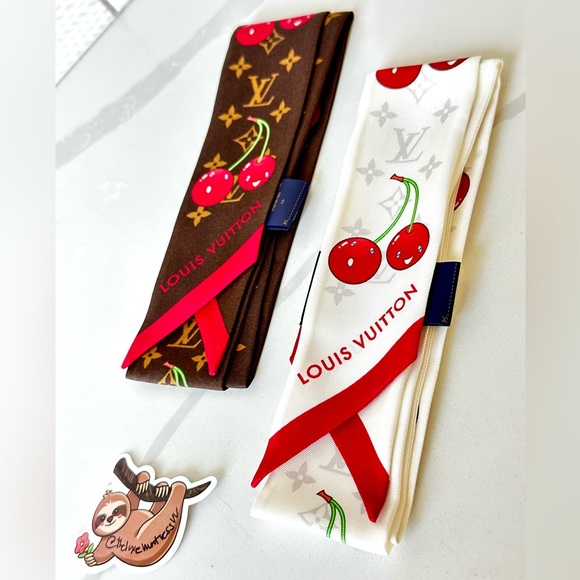 NEW Louis Vuitton Murakami Cherry Cerise Bandeau Bundle White & Brown Silk Scarf - Picture 1 of 6